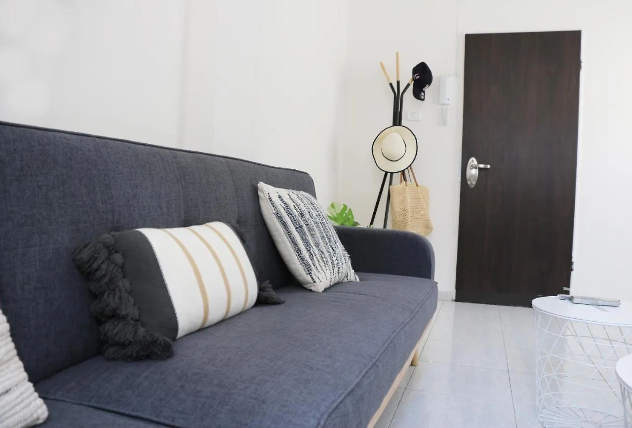 Modern And Spacious Apartment In Downtown Haifa Izrael