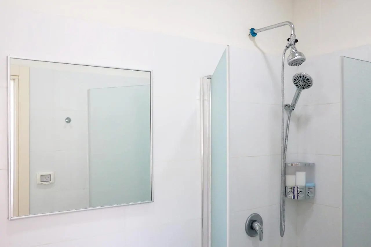 Modern And Spacious Apartment In Downtown 하이파
